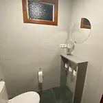 Piso Grande Y Muy Luminoso *