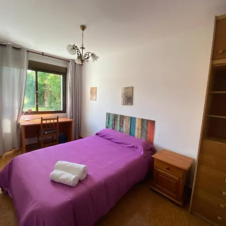 Piso Grande Y Muy Luminoso